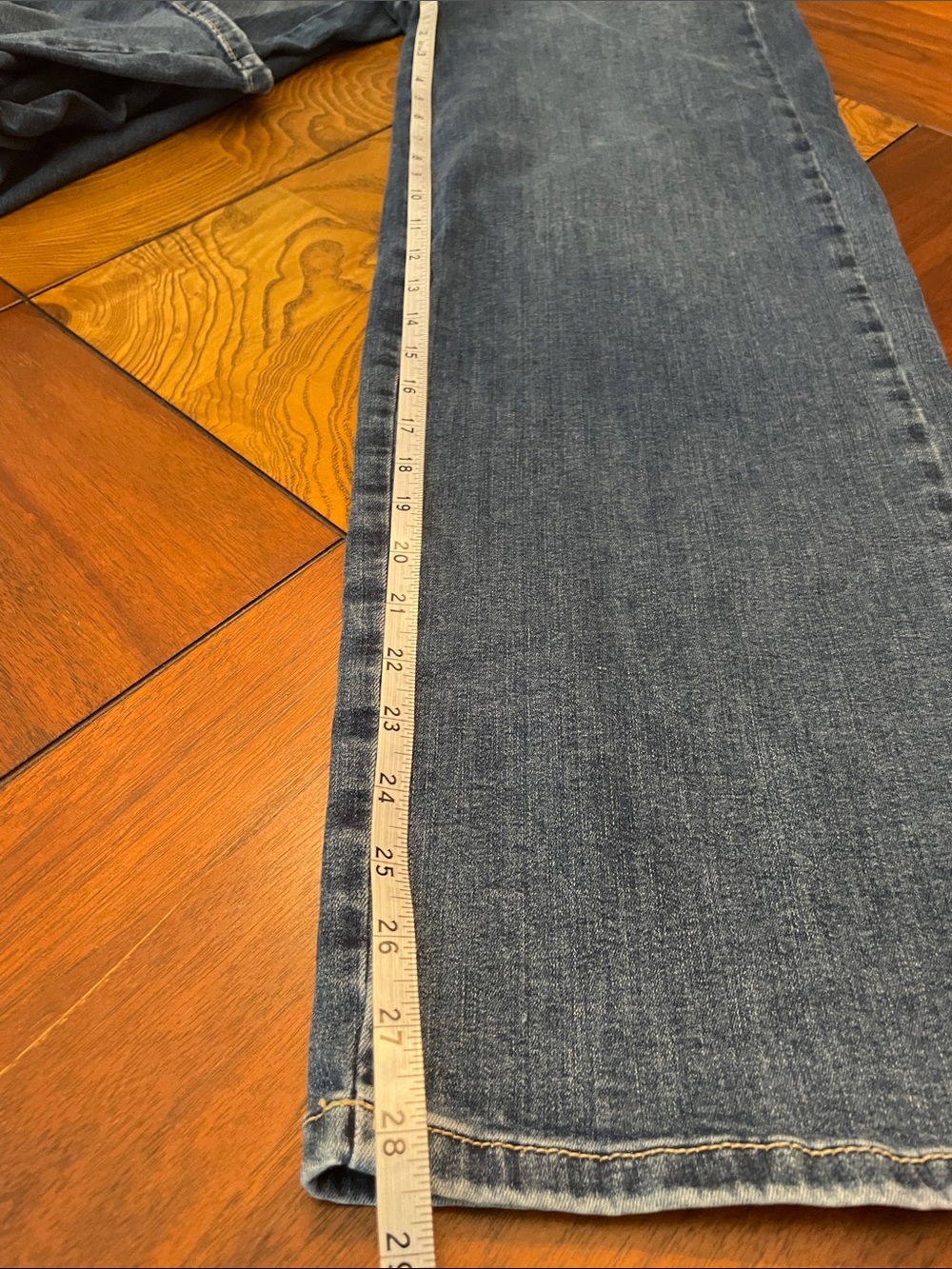 Wide-Leg Women's Jeans in Med blue M56 - Picture 5 of 9